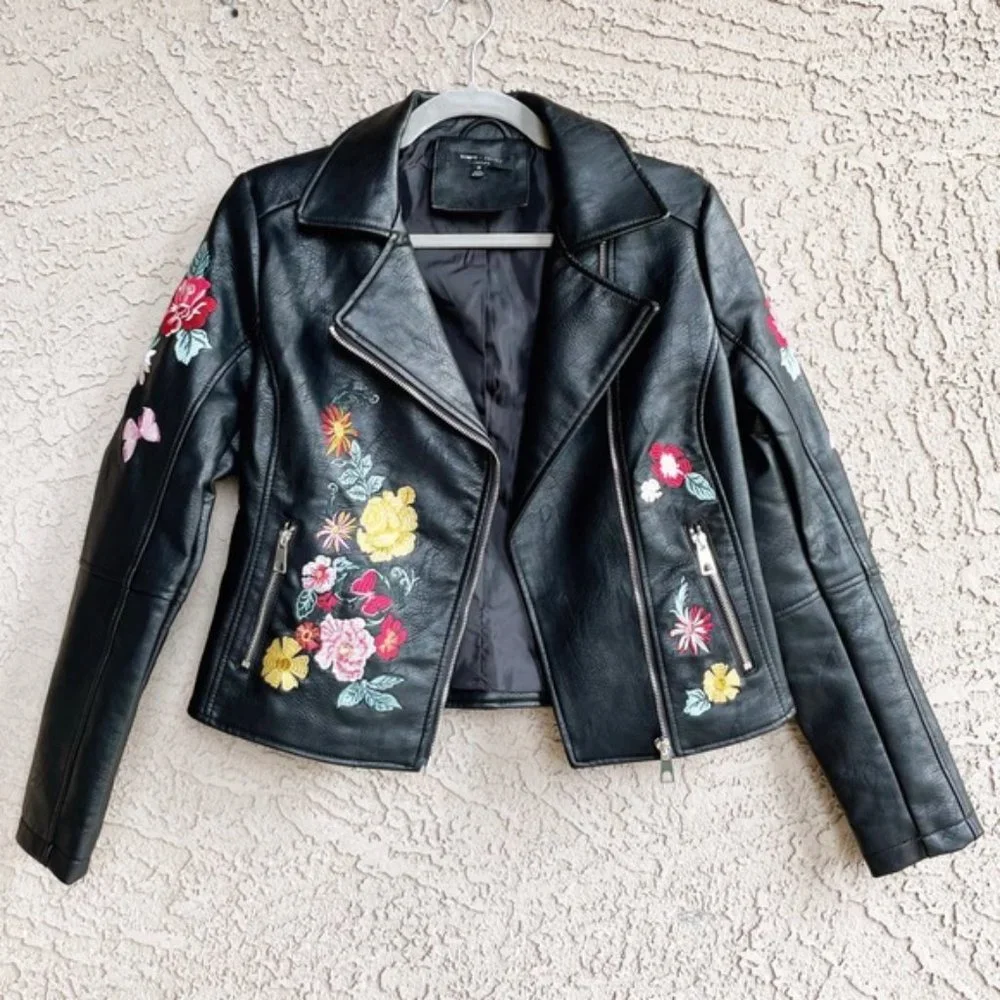 ROMEO & JULIET Floral Embroidered Faux Leather Moto Biker Jacket - Picture 7 of 9